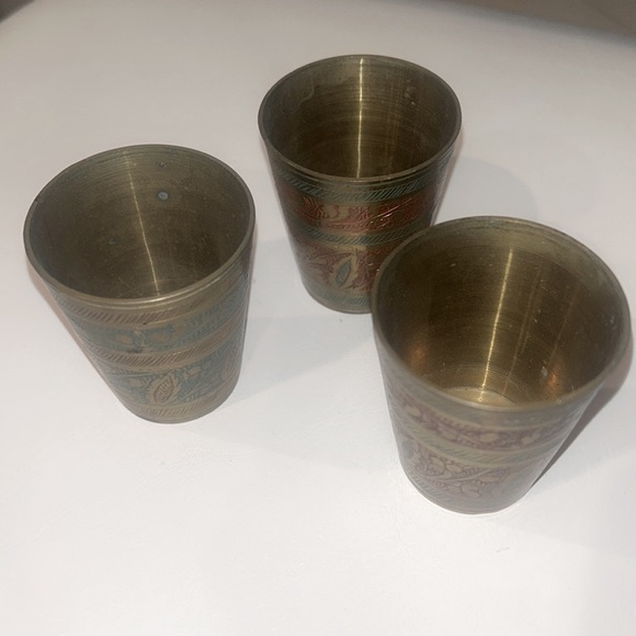 3 Vintage Brass Etched Hand Painted Shot Glass Made in India Circa WWII VTG GUC - Picture 10 of 14